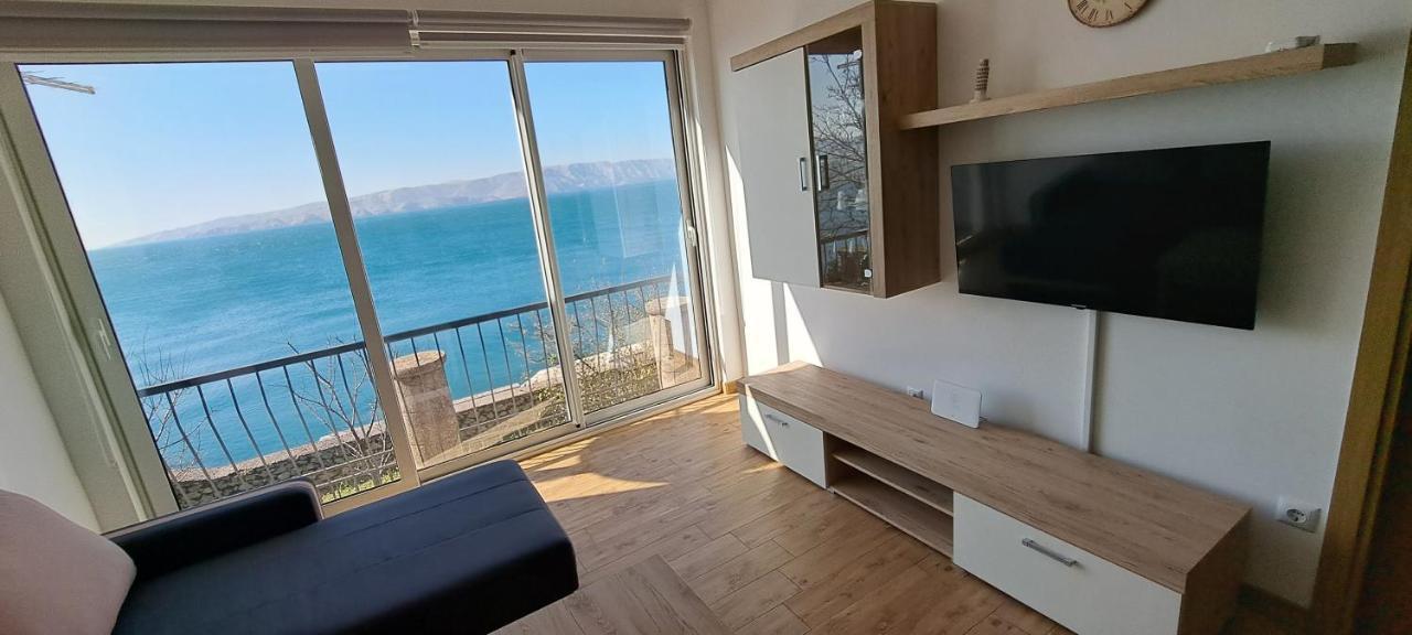 Helena Apartment